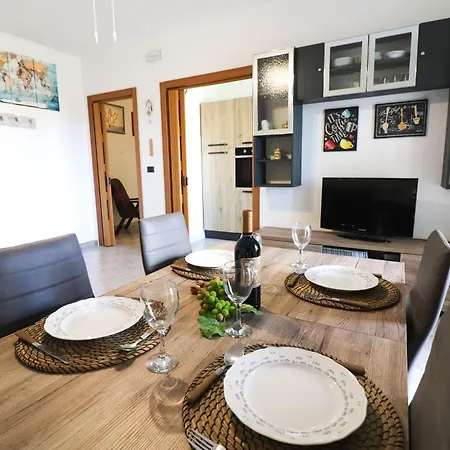 Casa Eleonora Prime Seaside Living In Otranto Ac & Wifi オートラント