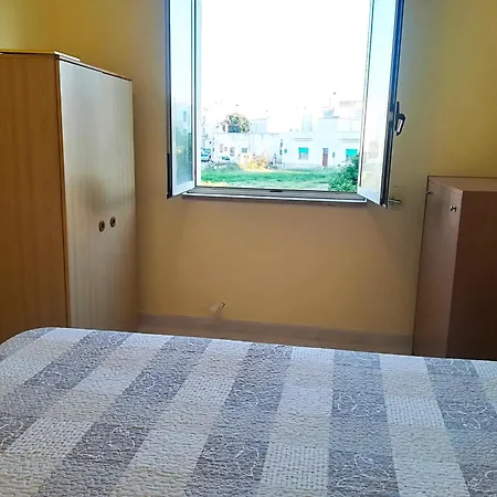 Casa Eleonora Prime Seaside Living In Ac & Wifi شقة